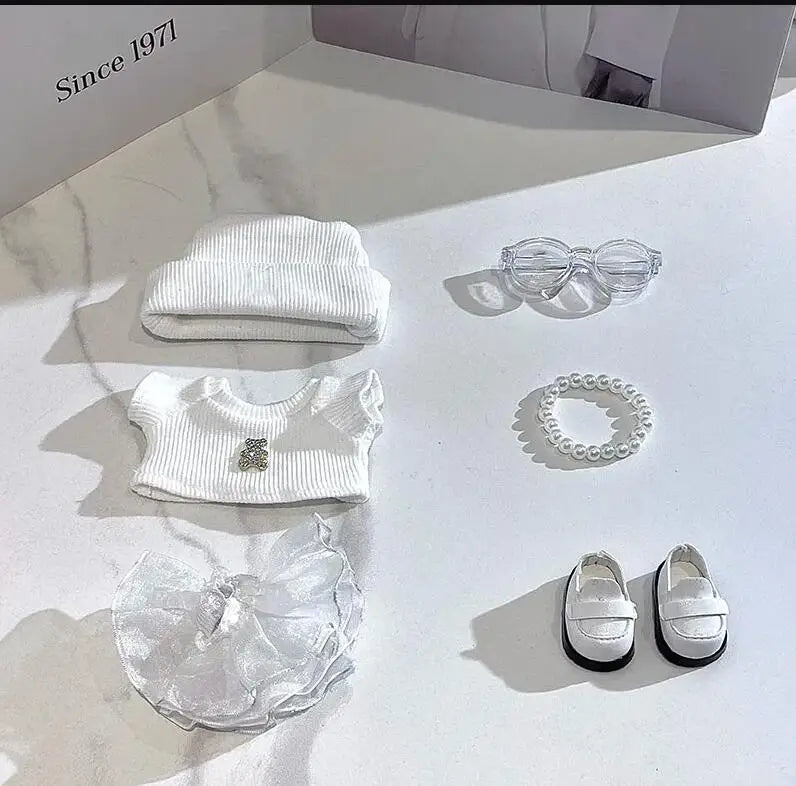 Labubu V1v2 Friend Series Elegant Dress Labubu Birthday Gift Clothing Labubu Pendant Fashionable Couple Outfit High-End Custom