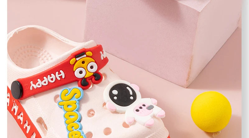 EVA ultra light boys and girls baby and toddler anti slip hole shoes children's sandals astronaut UFO sandals slippers