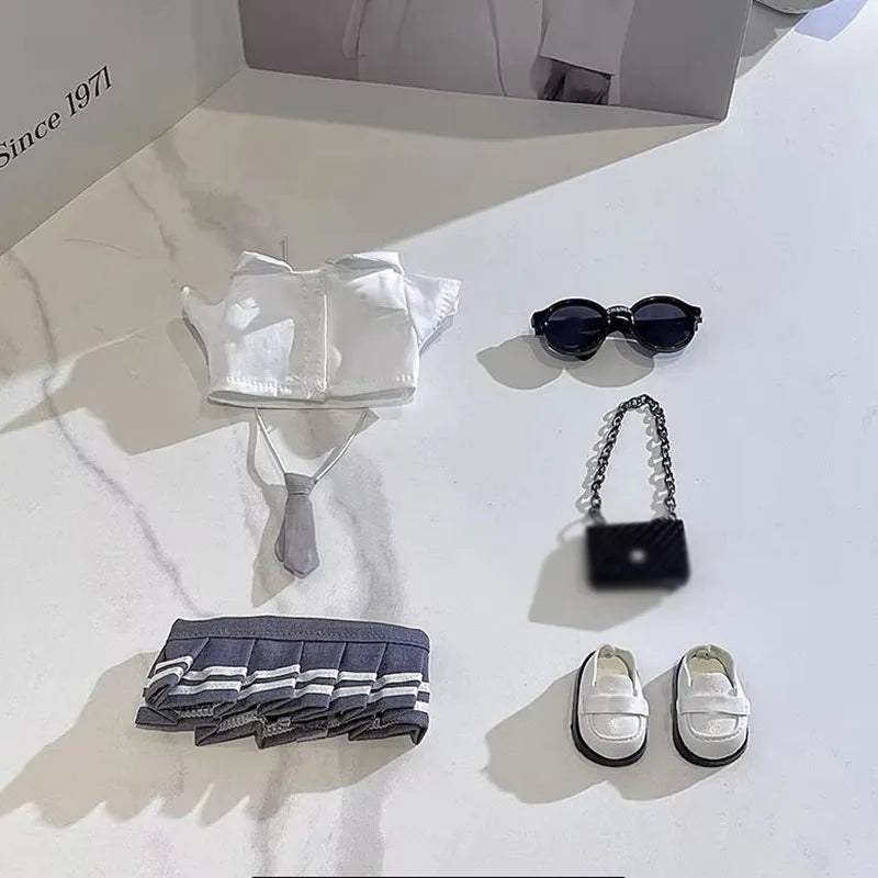 Labubu V1v2 Friend Series Elegant Dress Labubu Birthday Gift Clothing Labubu Pendant Fashionable Couple Outfit High-End Custom